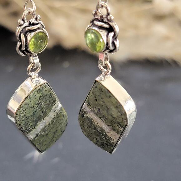 Serpentine Sterling Earrings, .9" Boho Dangle, Green Gemstone - Picture 1 of 8